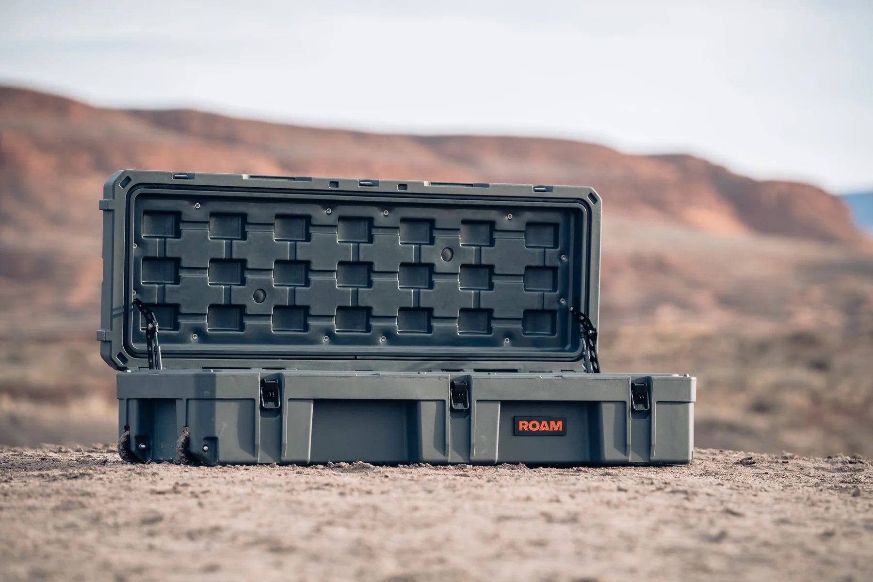 ROAM - 128L Rolling Rugged Case