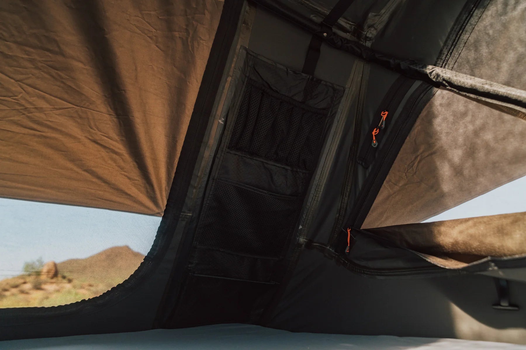 ROAM - Vagabond 2.0 Rooftop Tent