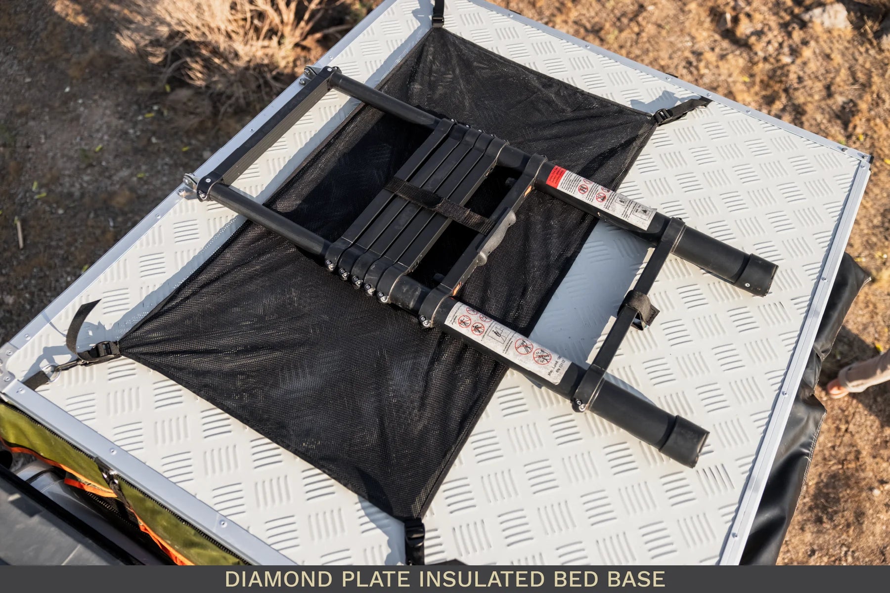 ROAM - The Vagabond Rooftop Tent