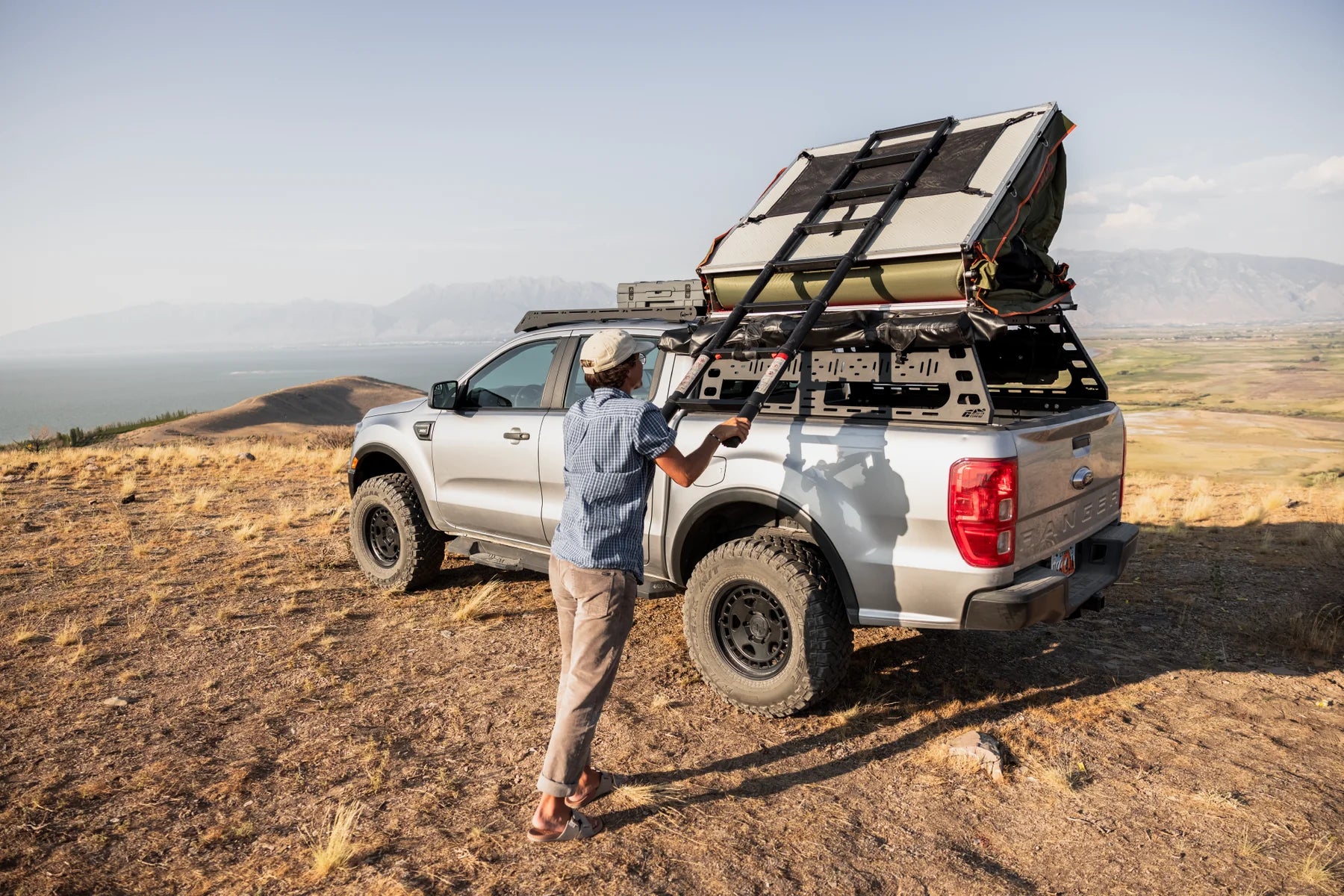 ROAM - The Vagabond Rooftop Tent