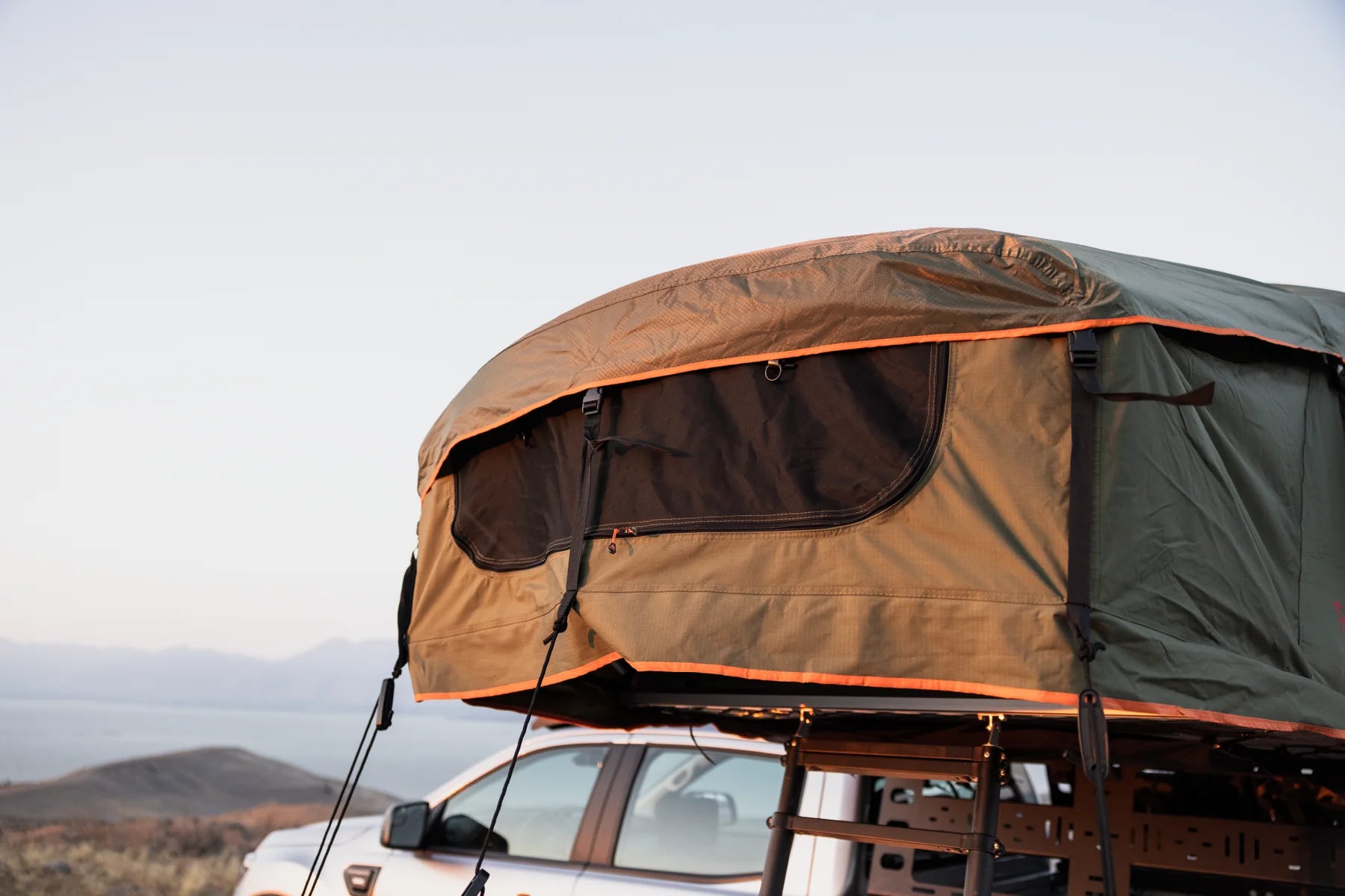 ROAM - The Vagabond Rooftop Tent
