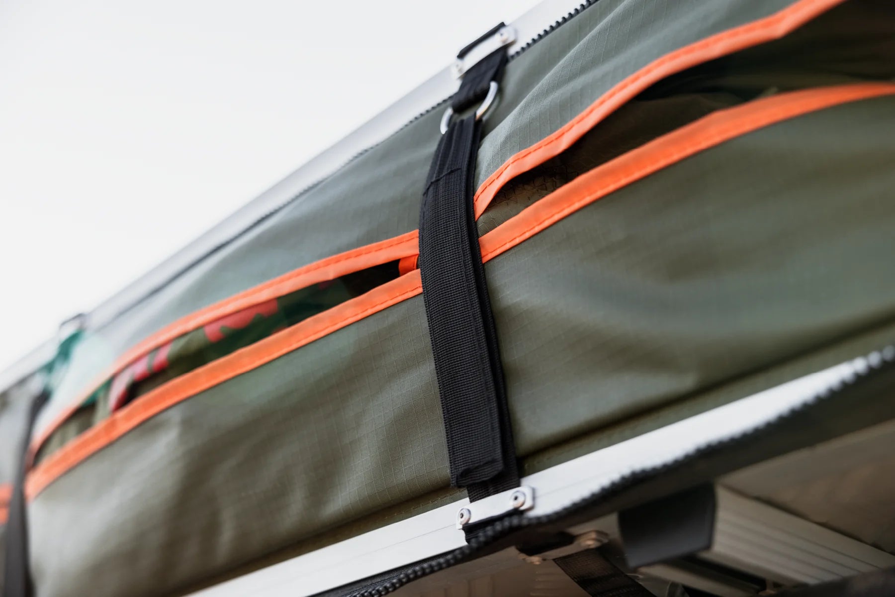 ROAM - The Vagabond Rooftop Tent