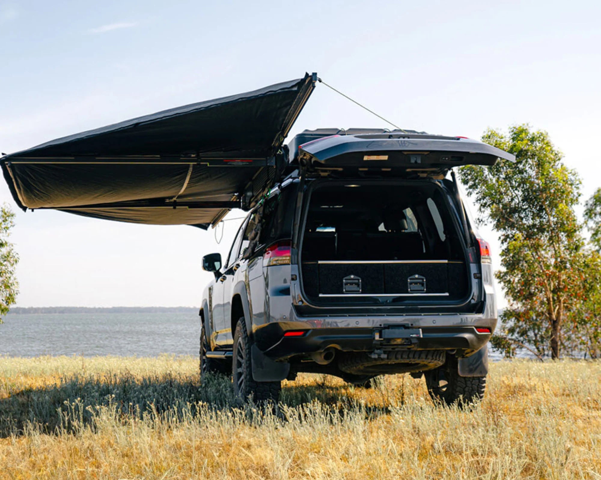 Iron Man - DeltaWing 180° Awning