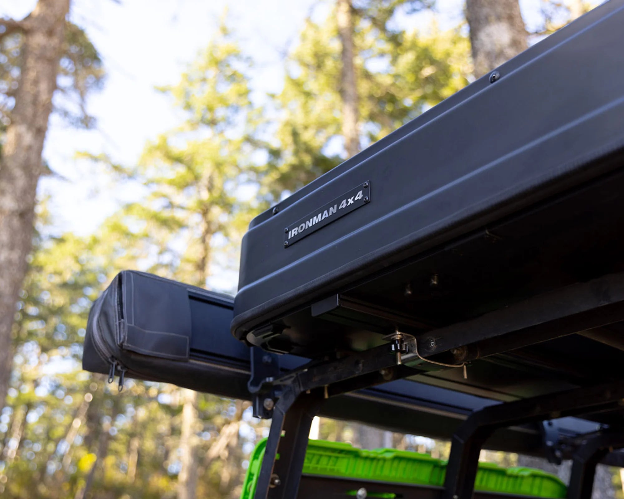 Iron Man - Ursa 1300 Rooftop Tent