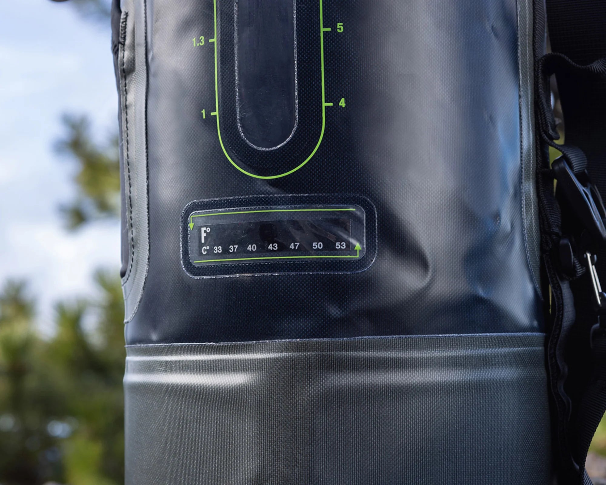 Iron Man - 3 Gallon (12L) Portable Camping Pressure Solar Shower