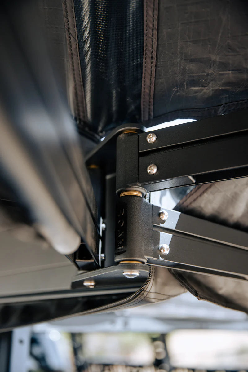 ROAM - ARC 270 Awning