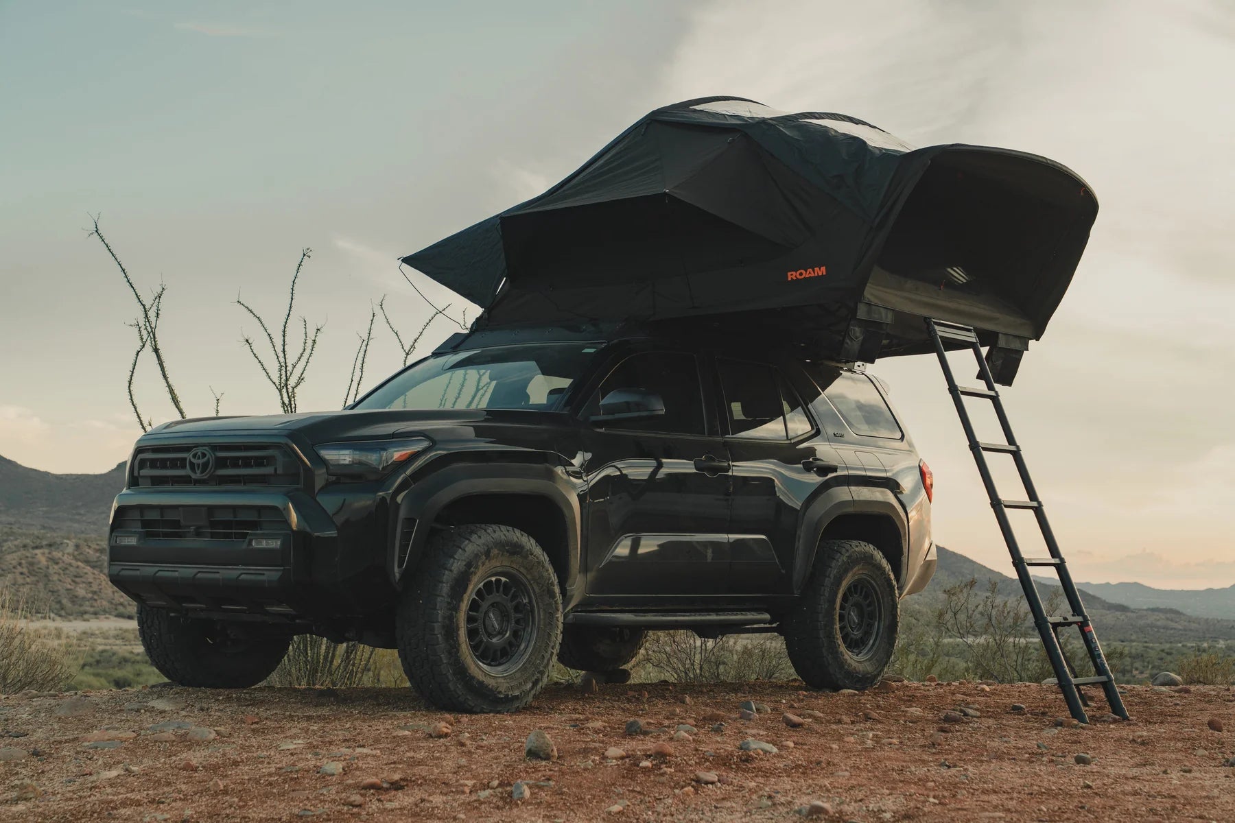 ROAM - Vagabond 2.0 Rooftop Tent