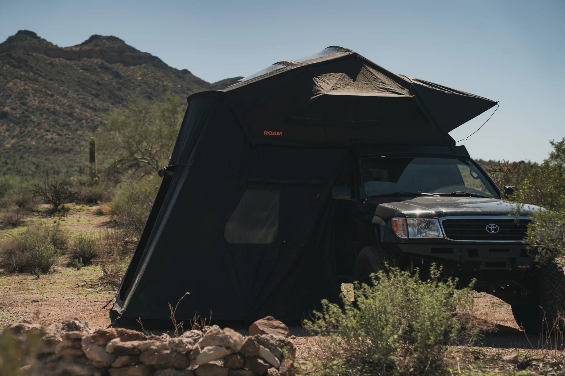 ROAM - Vagabond XL 2.0 Rooftop Tent