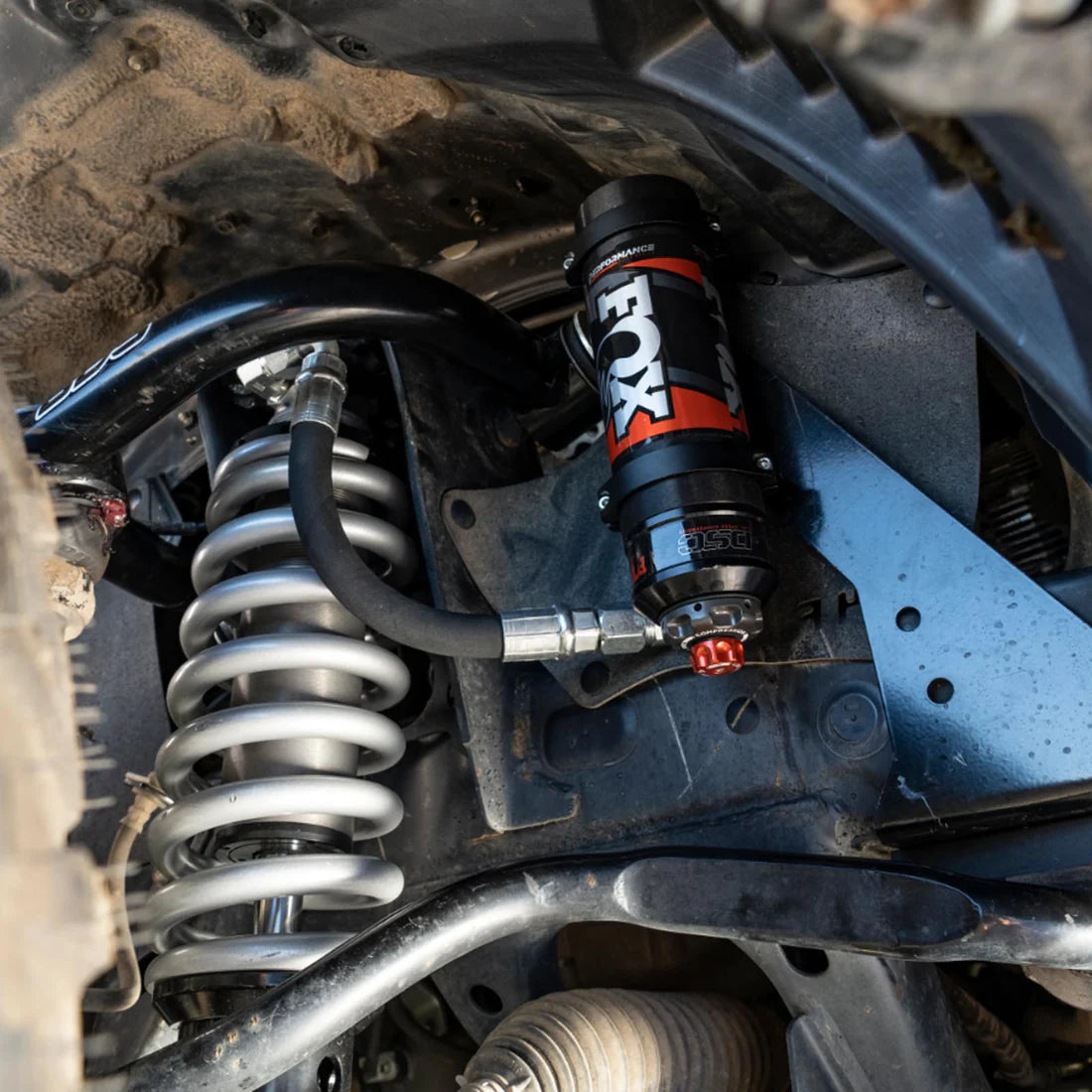 Fox -2.5 Performance Elite Adjustable Coilover w/ Reservoir Front Pair w/3" lift - Toyota Tacoma 2005-2023